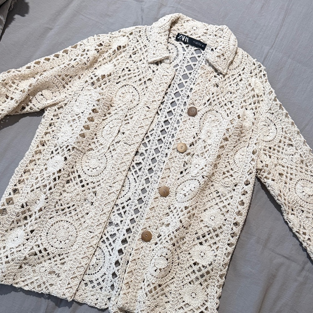 Zara Beige Crochet Blazer